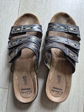 Clarks Cushion Soft Sandals Womens Black Leather Comfort Slides Adjustable